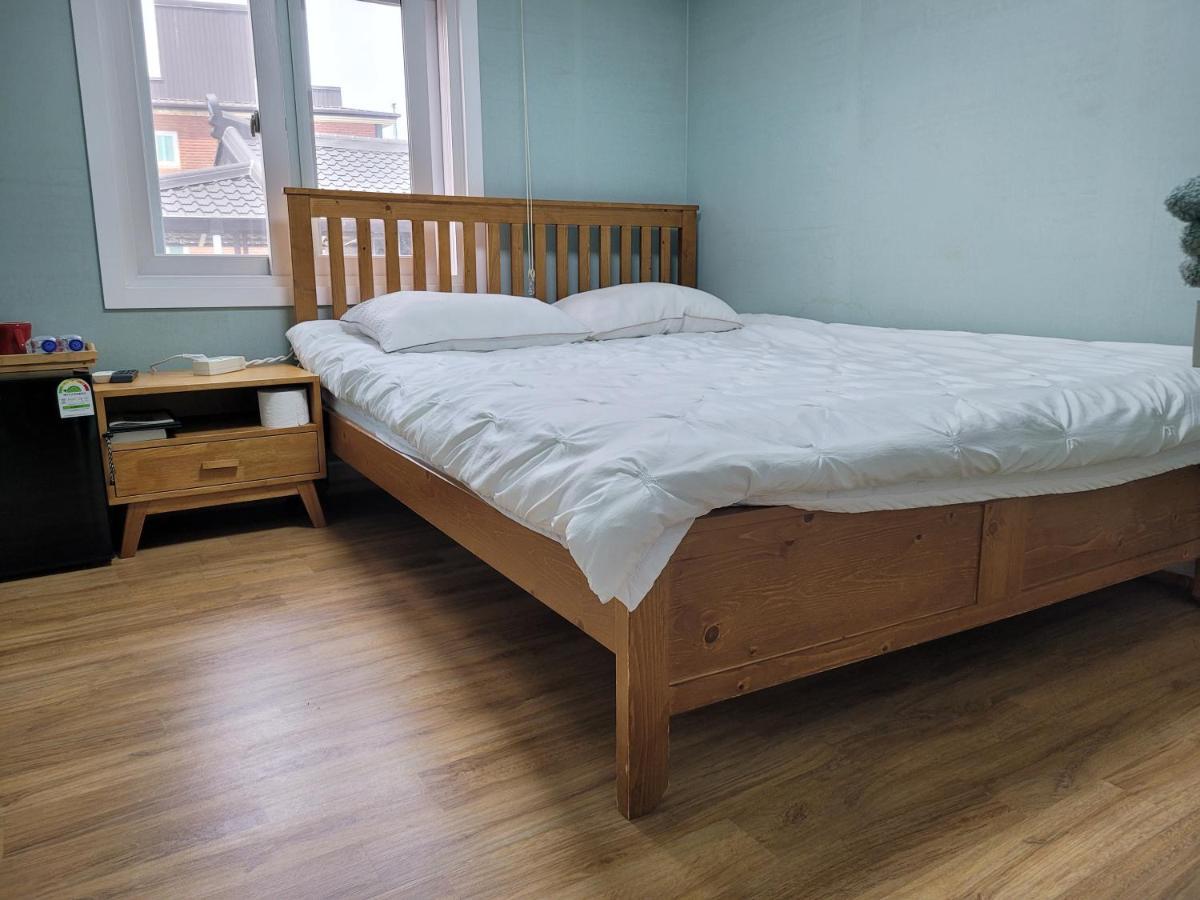 Son-Gil Guesthouse Jinju Luaran gambar