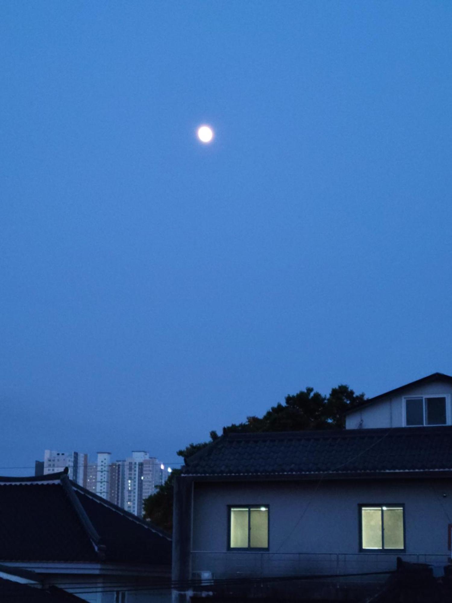 Son-Gil Guesthouse Jinju Luaran gambar
